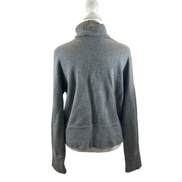 Ladies Universal Thread Grey Funnel Neck Sweater Size‎ Medium - Picture 5 of 11